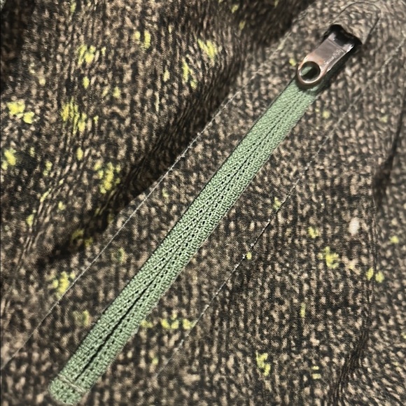 Lululemon Athletica Green Athletic/swim Shorts Lightweight Performance. Small - Picture 2 of 9